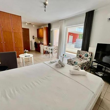 Apartament Modern Studio Large Veranda -Metro Station Suggrou Ateny Zewnętrze zdjęcie